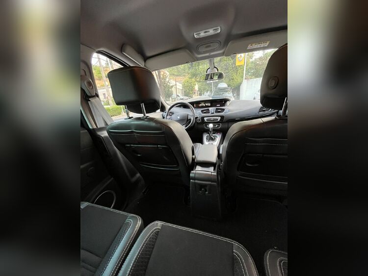 Renault Grand Scenic 1.5 dci 110cv AUTOMATICO foto 14